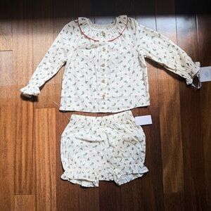 Cloud Island Cream Christmas Ruffle Collar Kids Pajama Set Size 18 months NWT